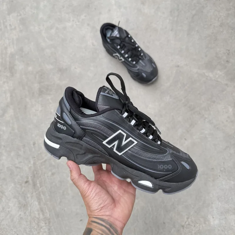 Tênis New Balance 1000 preto e grafite