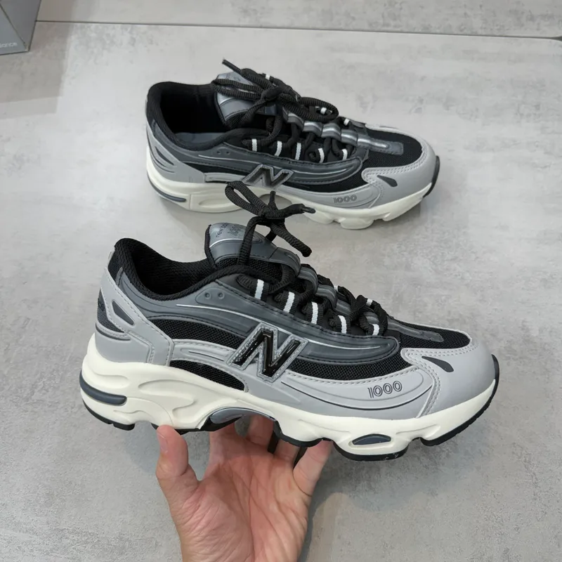 Tênis New Balance 1000 Grafite/Prata