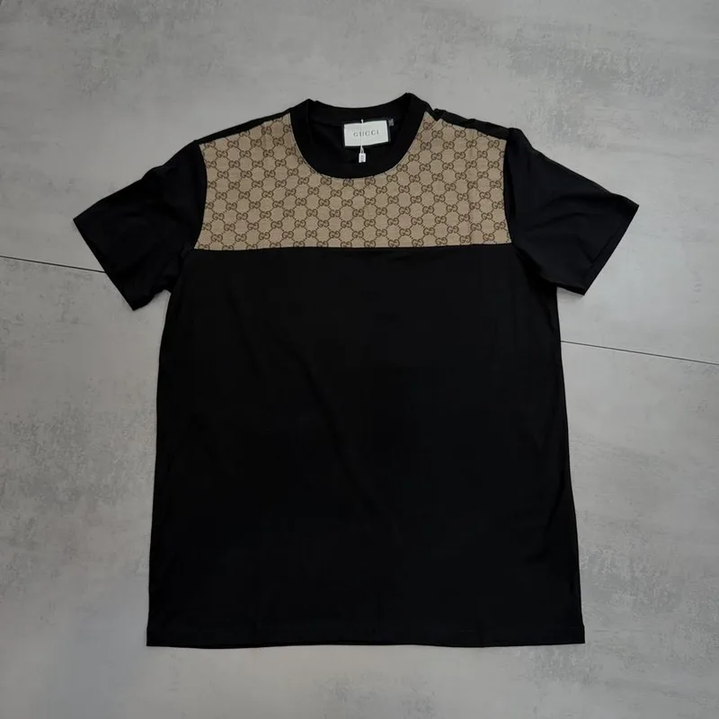 Camisa Gucci Preta Monograma GG Bege