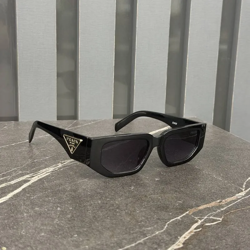 Óculos Prada Preto/Dourado