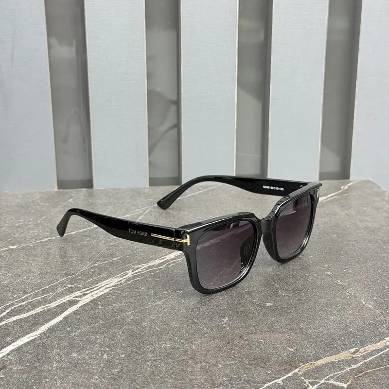 Óculos Tom Ford Preto/Dourado