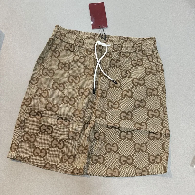 Bermuda Gucci Monograma Bege/Marrom