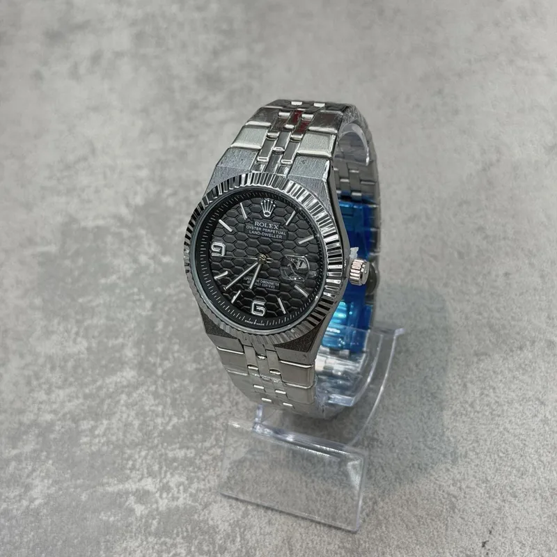 Relógio Rolex Land-Dweller Prata/Preto