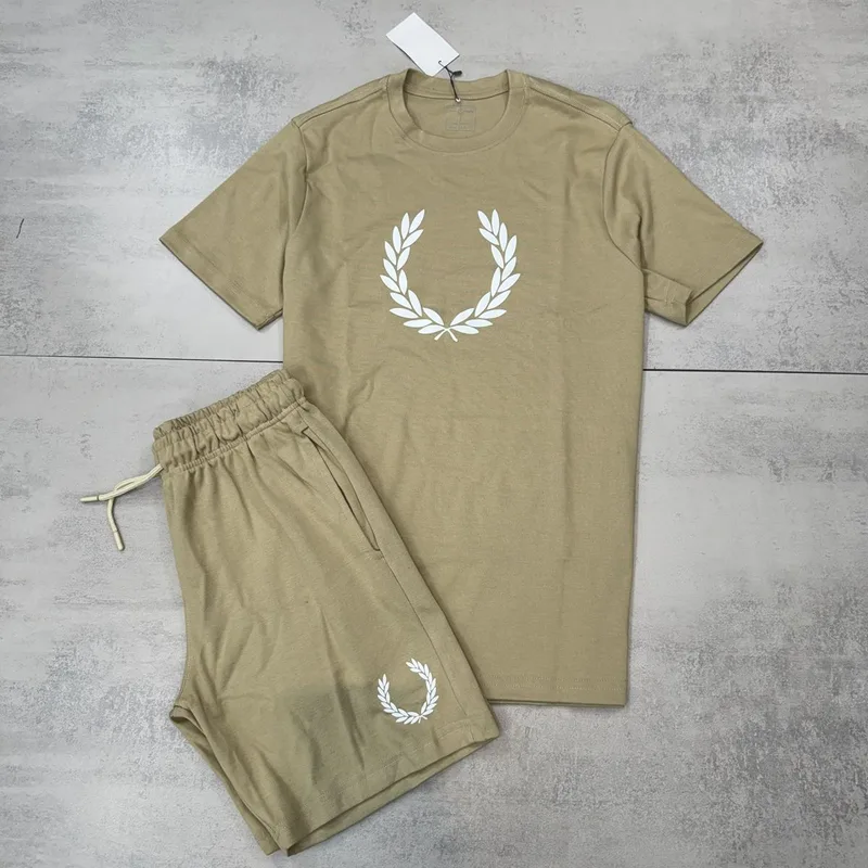 Conjunto Verão Fred Perry Moletinho Bege
