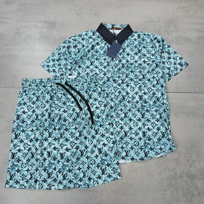 Conjunto Verão Louis Vuitton Azul Claro/Preto Estampado