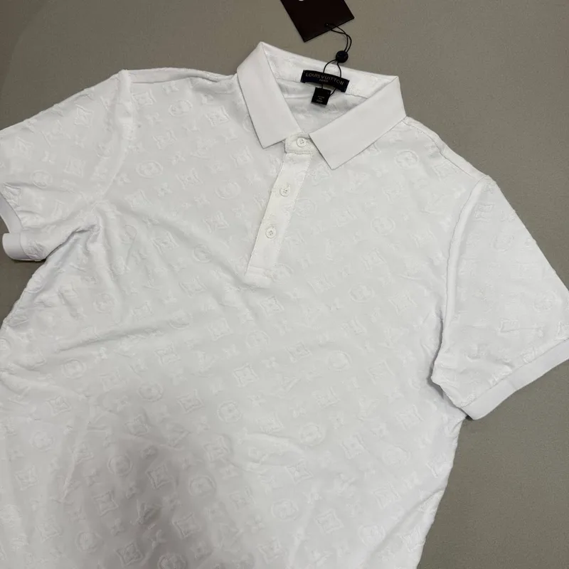 Polo LV Branca Monograma Relevo