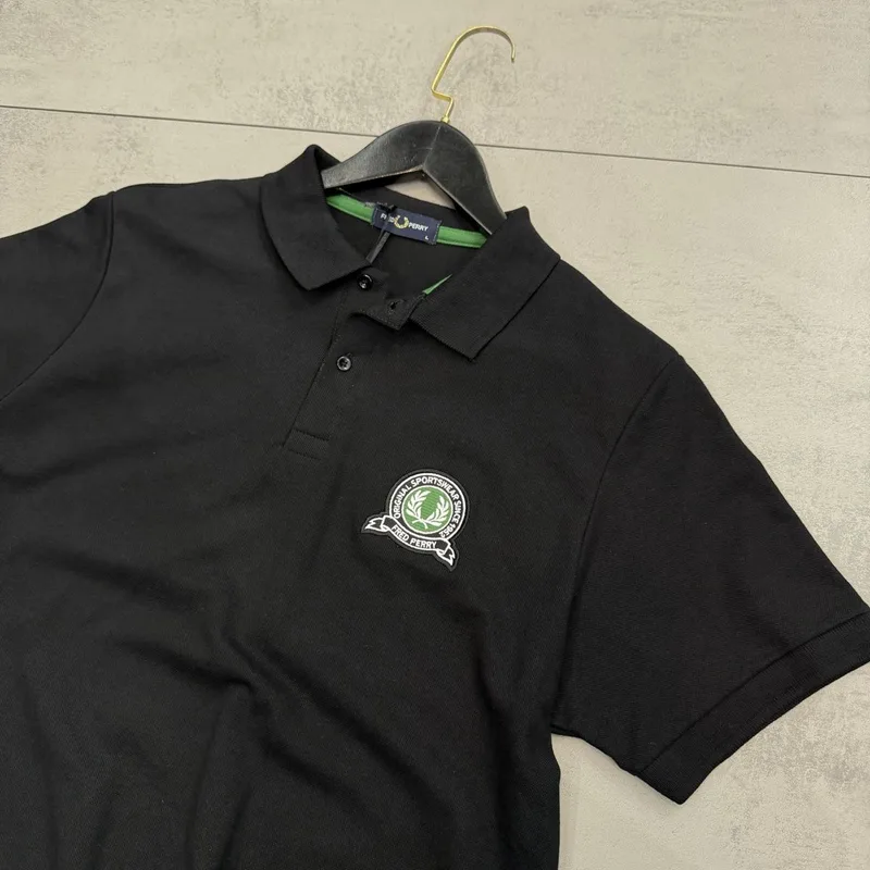 Camisa Polo Fred Perry Preta Patch Verde