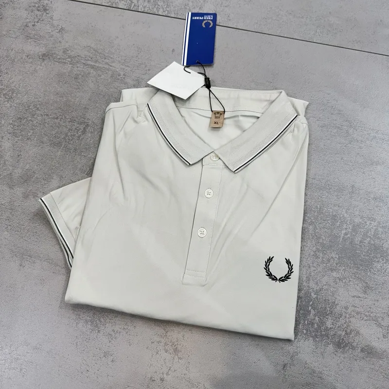 Camisa Polo Fred Perry Poliamida Off White/Preto