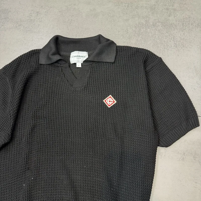 Camisa Polo Casa Blanca Crochê Preta Gola Aberta