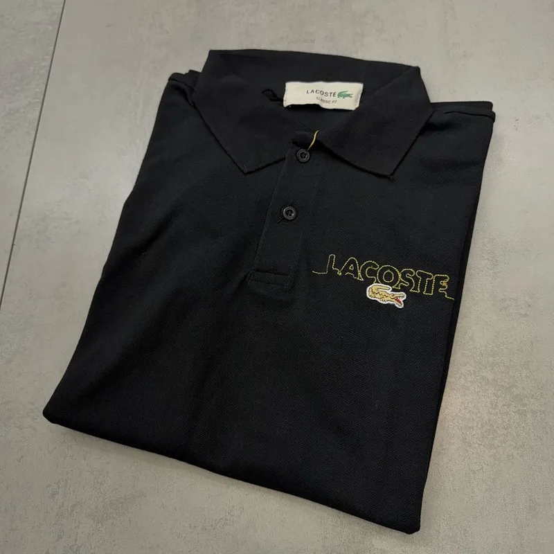Camisa Polo Lacoste Preta Bordado Dourado