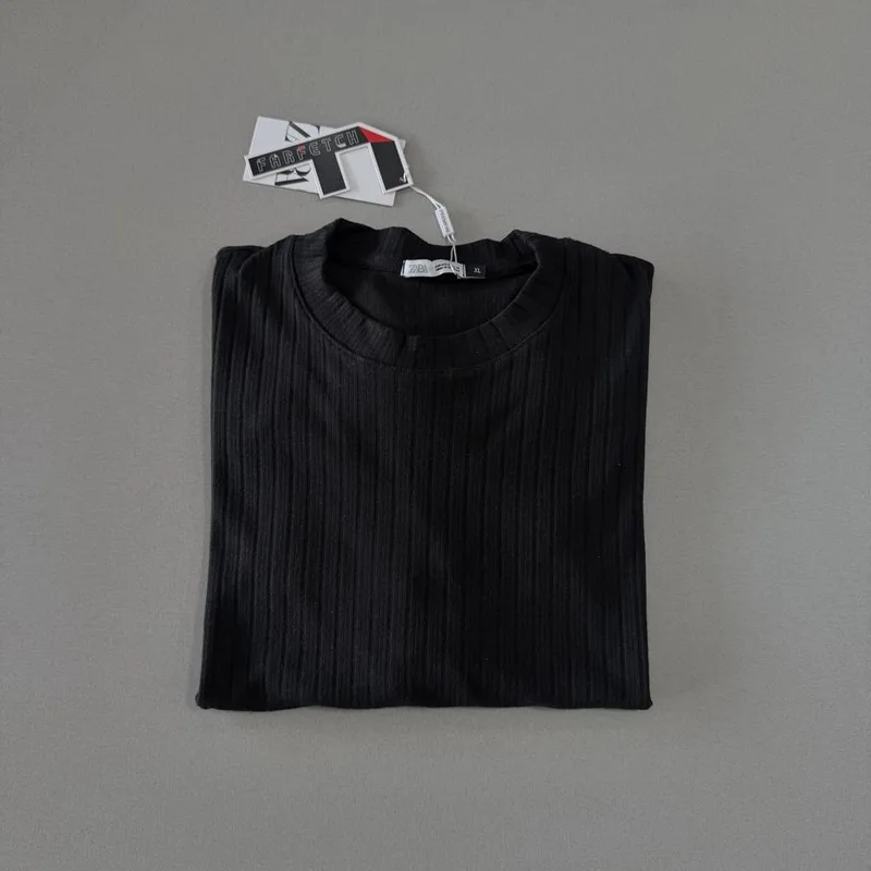 Camisa Zara 3 - Preta canelada