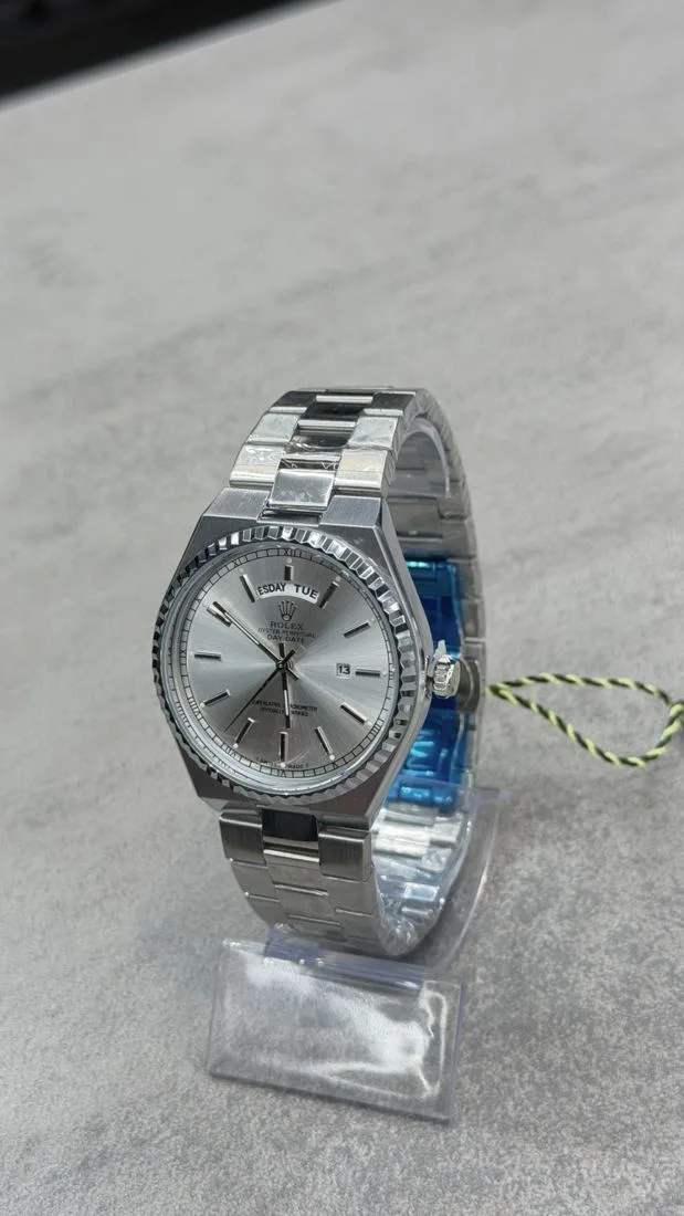 Relógio Rolex Prata Day-Date Mostrador Prata