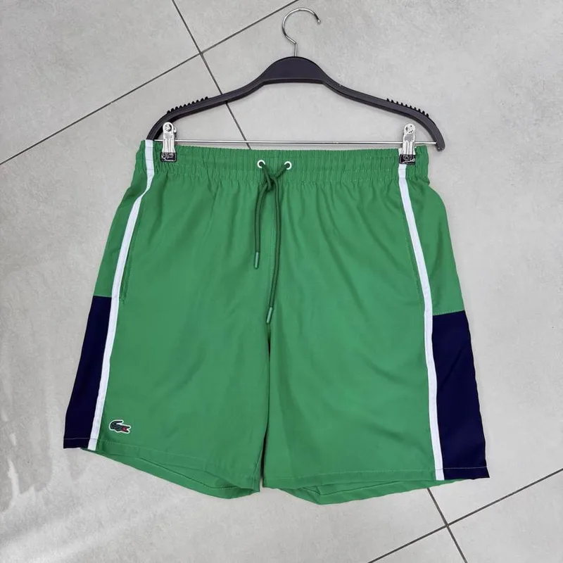 Bermuda Lacoste Verde Faixa Azul/Branca