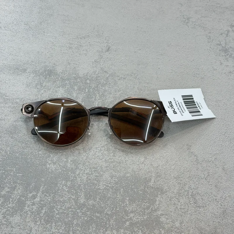 Óculos Oakley Deadbolt Marrom