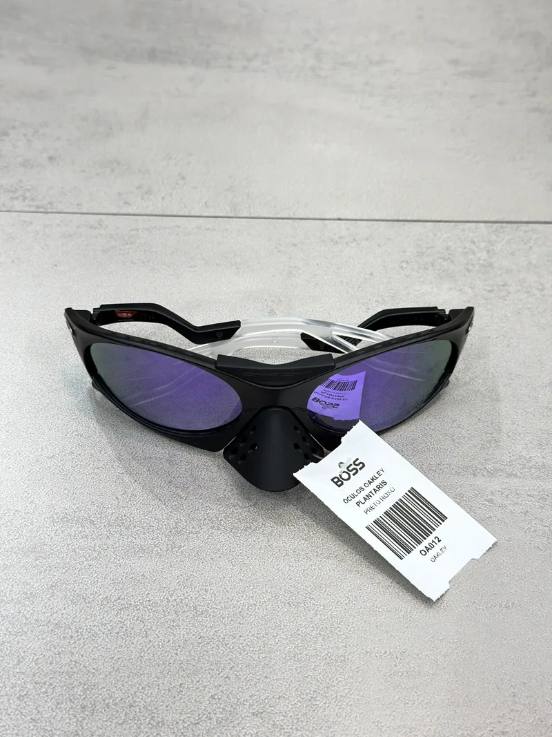 Óculos Oakley Plantaris Preto Roxo