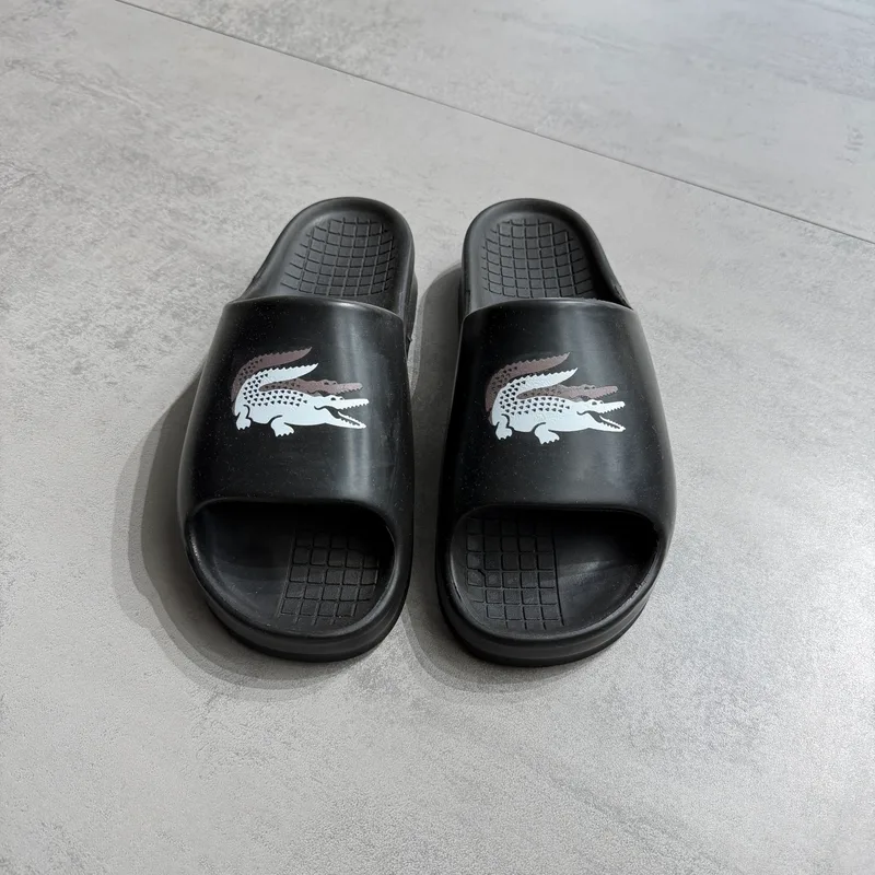 Slide Lacoste Preto