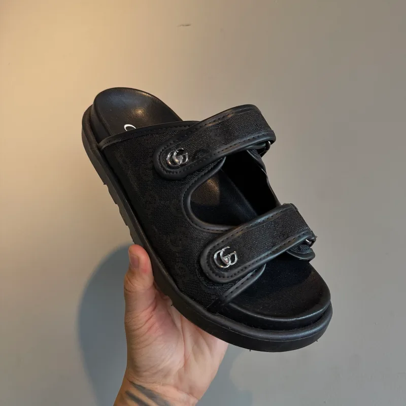Papete Gucci Preta GG07