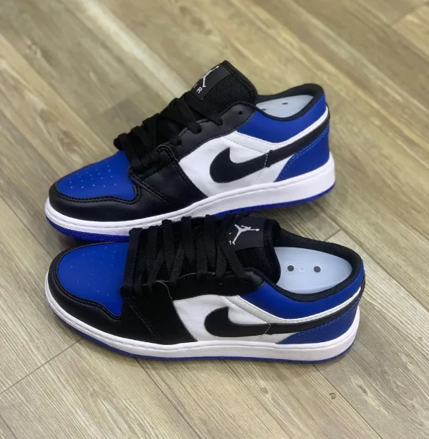 Tênis Nike Jordan Branco/Azul/Preto