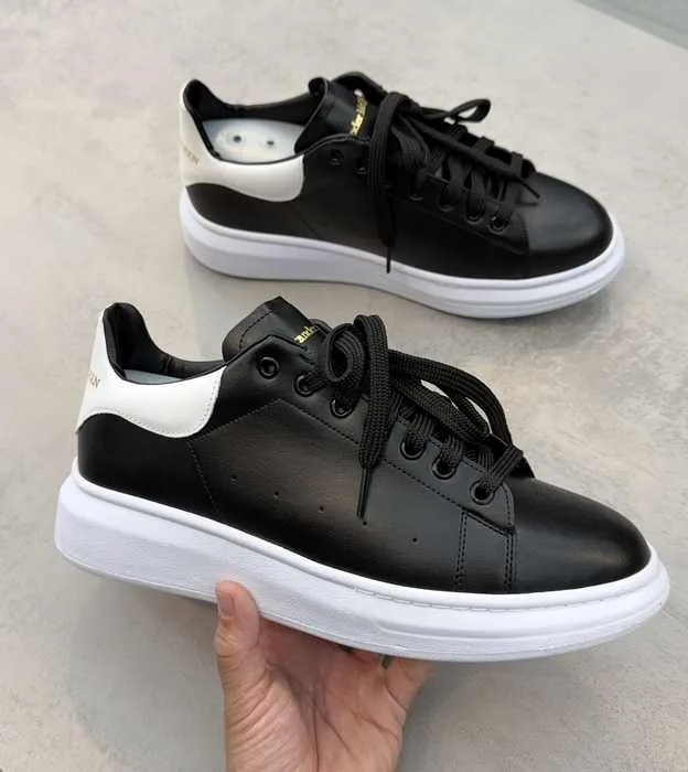 Tênis McQueen McQueen Preto/Branco