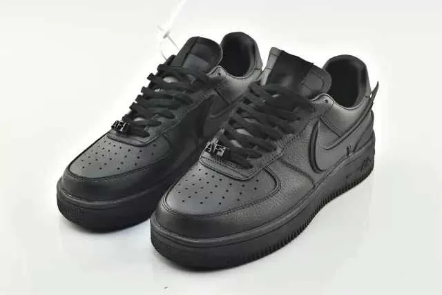 Tênis Nike Air Force Ambush Preto