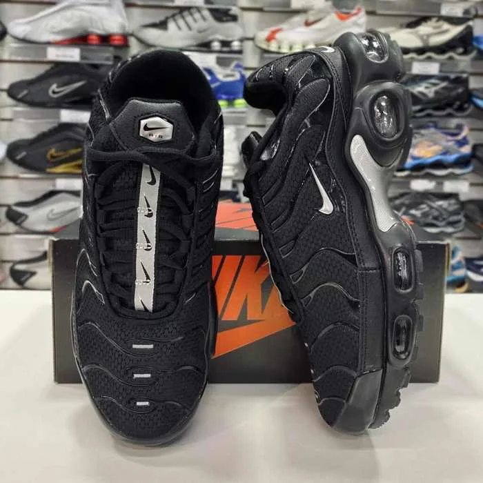 Tênis Nike TN Preto/Cinza
