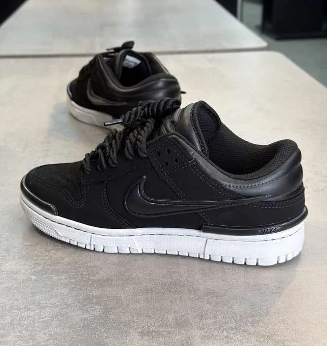 Tênis Nike Twist Preto/Branco/Camurça