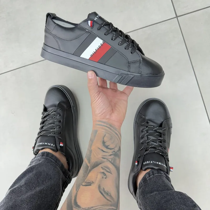 Tênis Tommy Preto/Preto