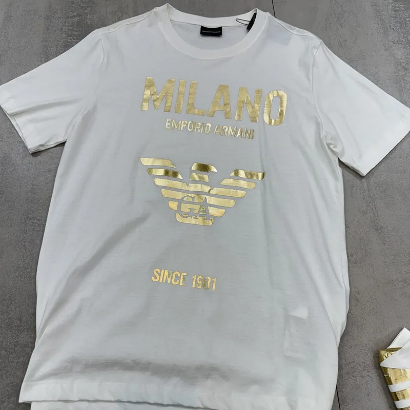 Camiseta Armani 003 - Emporio Armani branca Milano dourado águia