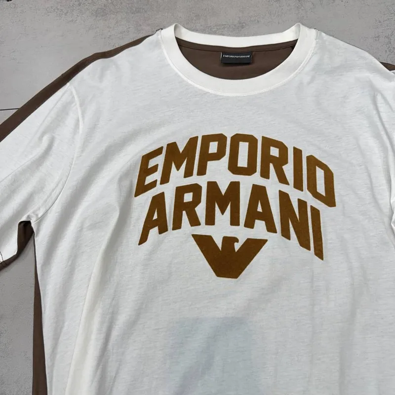 Camiseta Armani 066 - Emporio Armani branca/marrom estampa marrom frontal