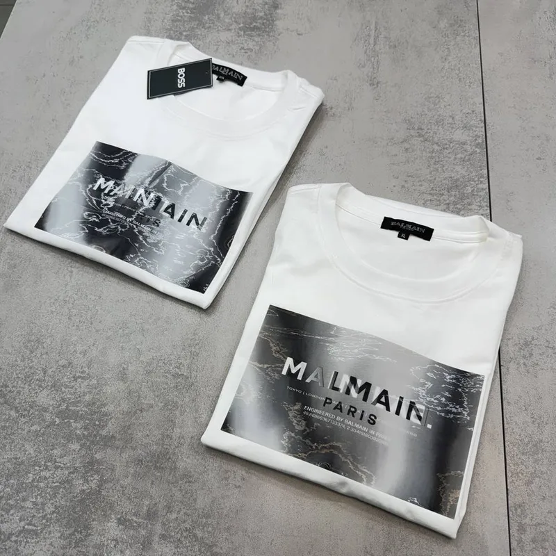Camiseta Balmain branca estampa retangular marmorizada Balmain Paris
