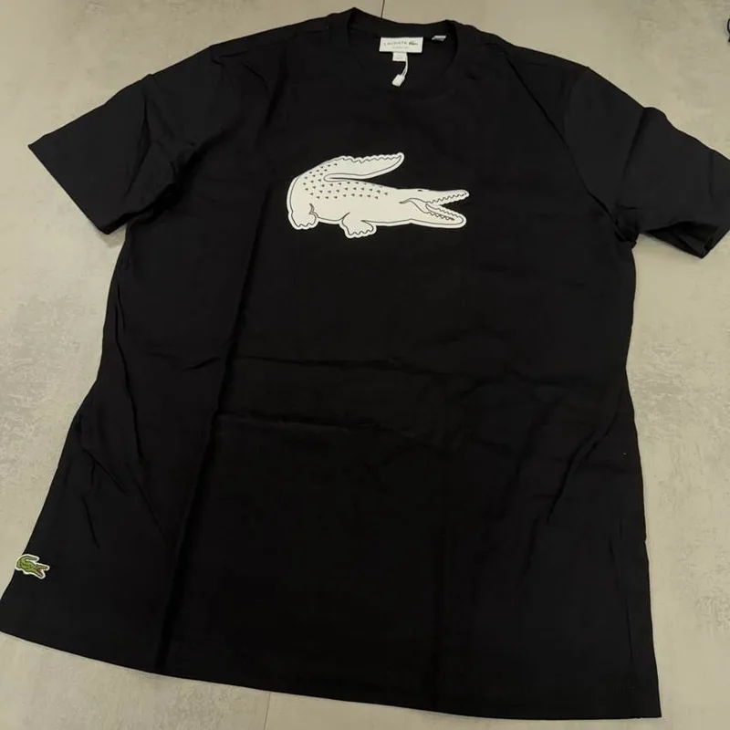 Camiseta Lacoste preta crocodilo grande branco cinza