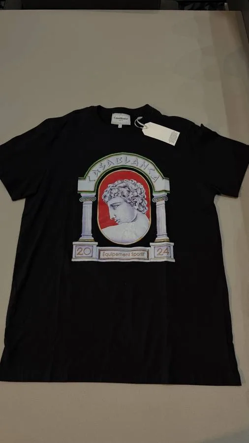 Camiseta Casablanca preta estampa busto e colunas branco vermelho verde