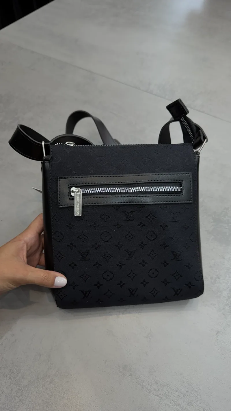BAG Louis Vuitton Preta